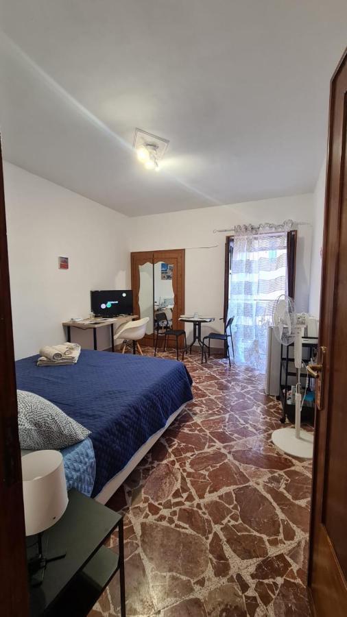 A Punta Terra Isnello Bed & Breakfast Екстериор снимка