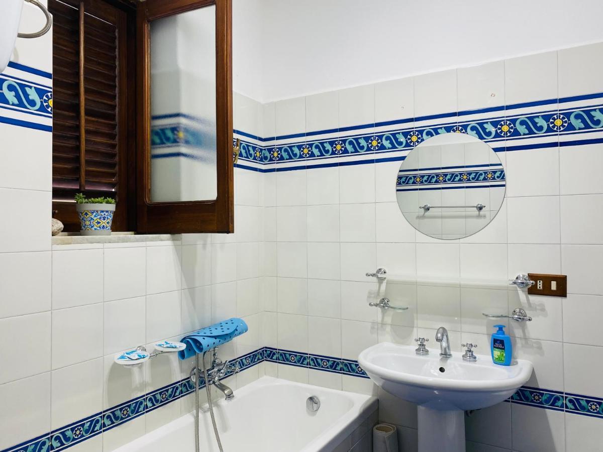 A Punta Terra Isnello Bed & Breakfast Екстериор снимка